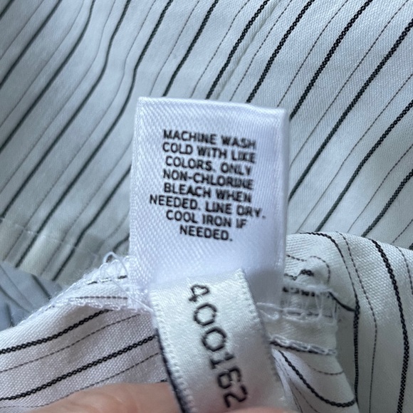 EXPRESS ‘Design Studio’ White Dress Shirt w/ Black and Gray Stripes - Picture 5 of 5